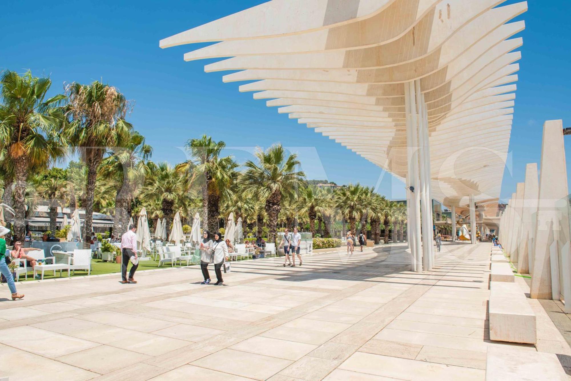 Industrial Studio In The City Center By Rems مالقة المظهر الخارجي الصورة